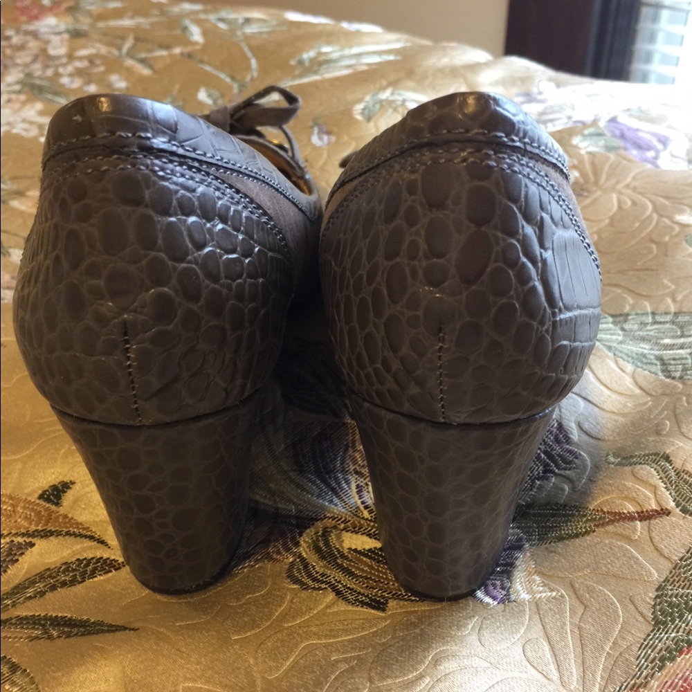 joan and david heels